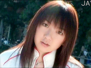 Sexy Nippon teen fucking herself outdoors, Tokyo style